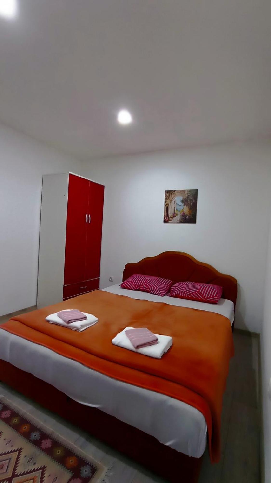 Apartman Orhan Mostar Eksteriør billede
